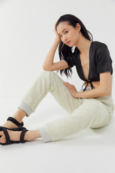 nike air sherpa fleece jogger pant