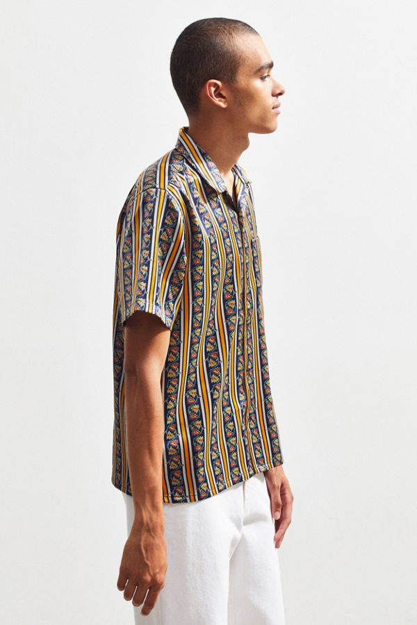 UO Liam Floral Satin Short Sleeve Button-Down Shirt | Urban Outfitters