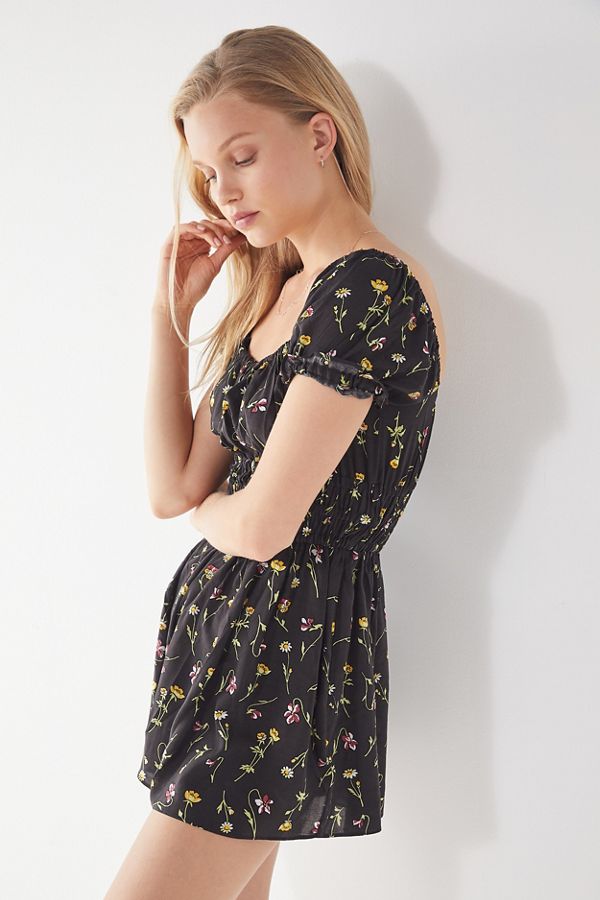 Slide View: 4: UO Sophia Floral Smocked Romper