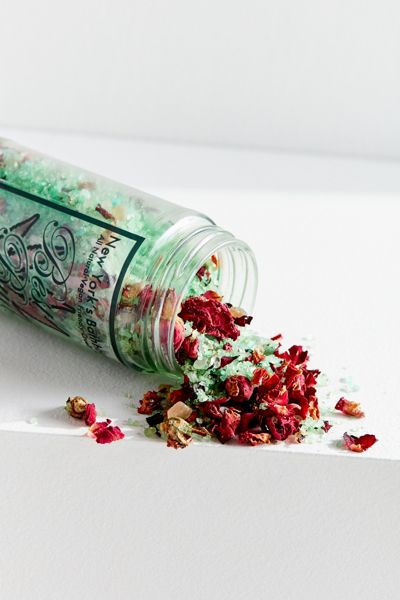 New York’s Bathhouse Roses Bath Salt