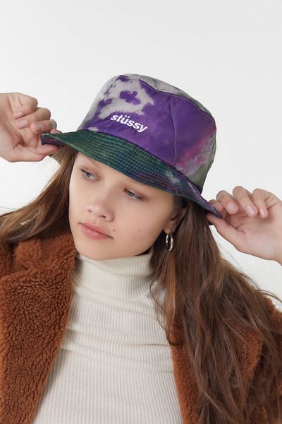 Stussy Curtis Tie-Dye Quilted Bucket Hat