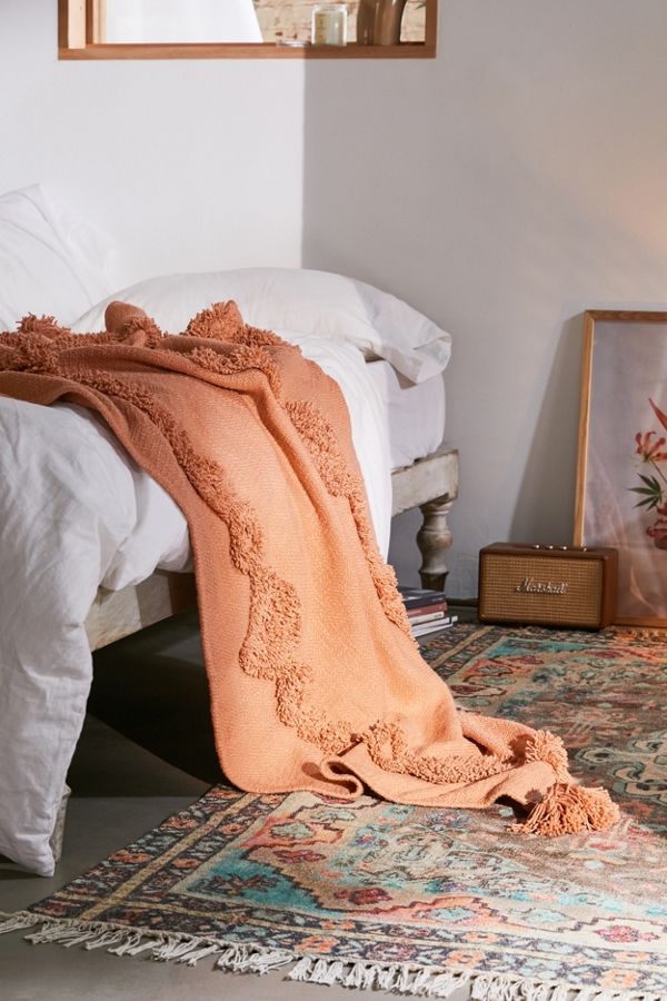 Slide View: 2: Rosie Tufted Throw Blanket