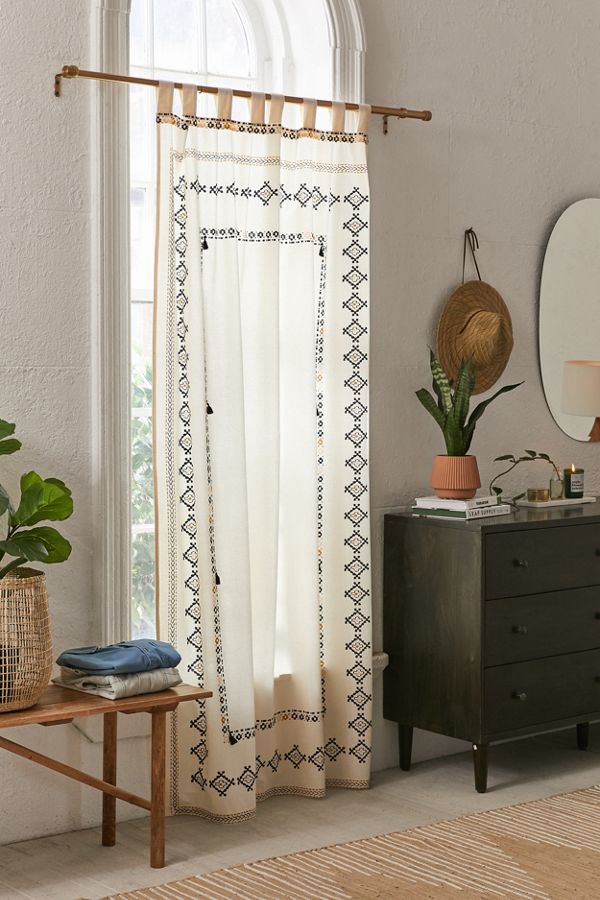 Slide View: 1: Dara Bordered Window Panel