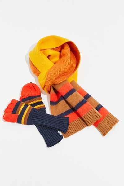 Sporty Ski Scarf