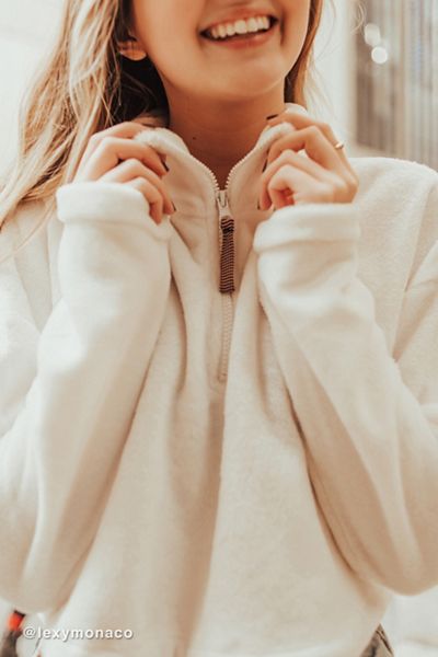UO Angela Fleece Pullover Top    