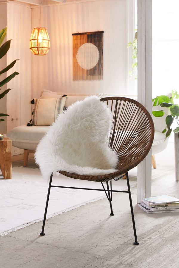 Slide View: 1: Alma Round Chair