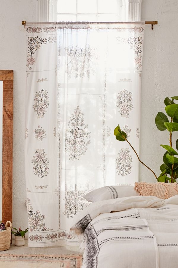 Slide View: 1: Anastasia Window Panel