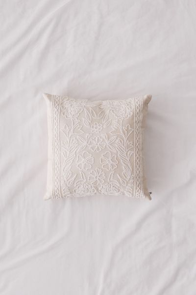 Jenny Floral Tufted Throw Pillow