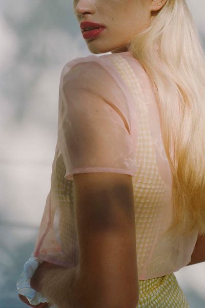 UO Sheer Organza Button-Down Cropped Top
