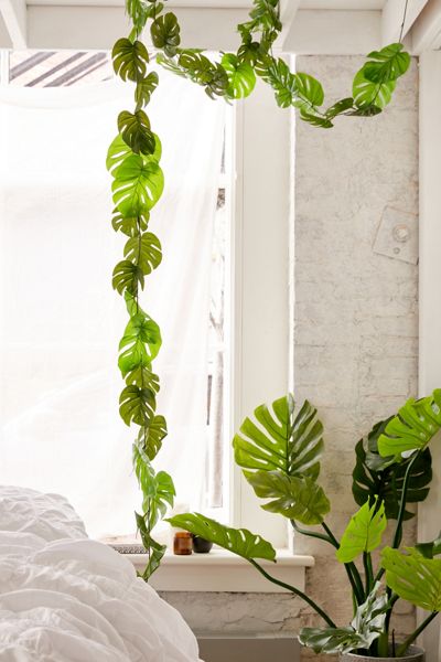Monstera Vine Garland