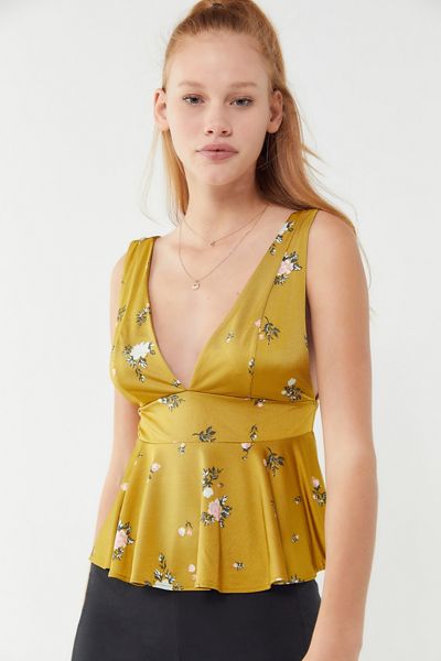 UO Heloise Plunging Peplum Top