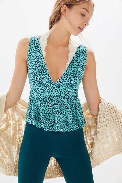 UO Heloise Plunging Peplum Top