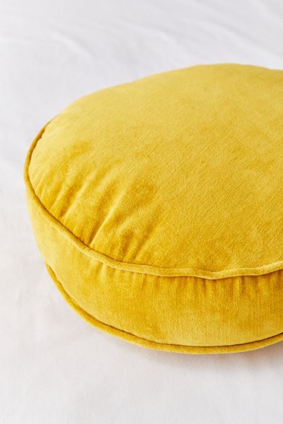 Stella Round Velvet Throw Pillow