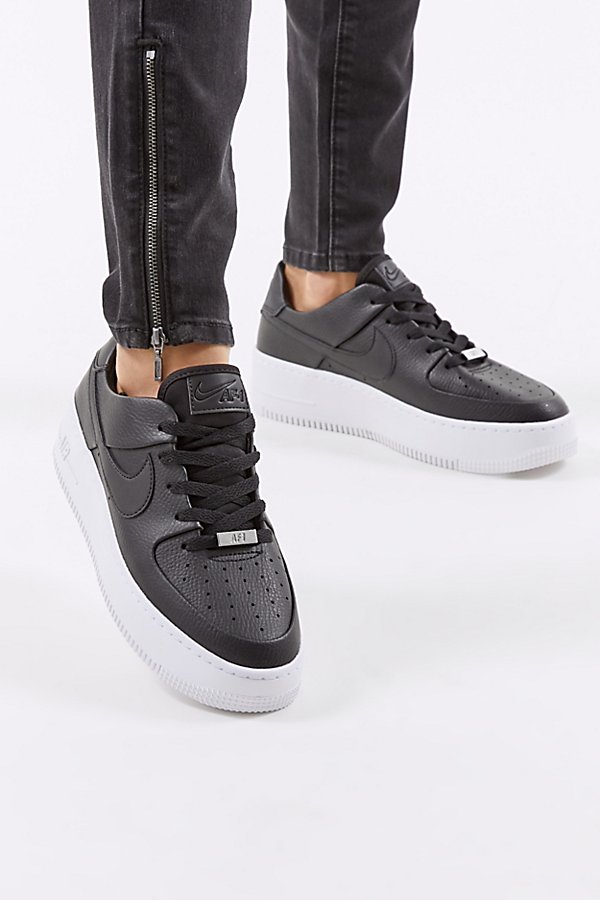 Nike Air Force 1 Sage Low Leather Sneaker In Black