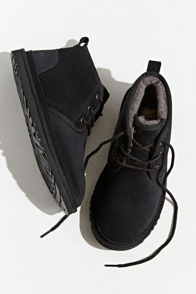 Ugg Neumel Chukka Boot In Black