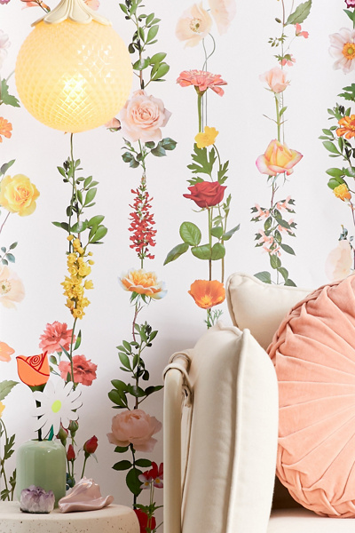 URBAN OUTFITTERS FLORAL GARLAND REMOVABLE WALLPAPER IN WHITE AT URBAN OUTFITTERS