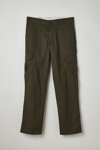 Dickies Uo Exclusive Cutoff Twill Cargo Pant in Green for Men