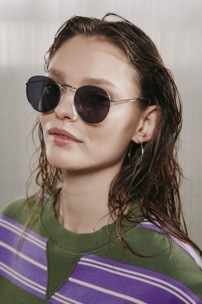 Urban Outfitters Billie Metal Round Sunglasses In Silver