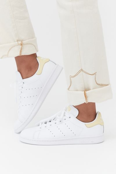 urban outfitters stan smith