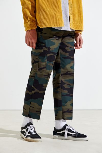 Dickies Uo Exclusive Cargo Pant In Green Multi