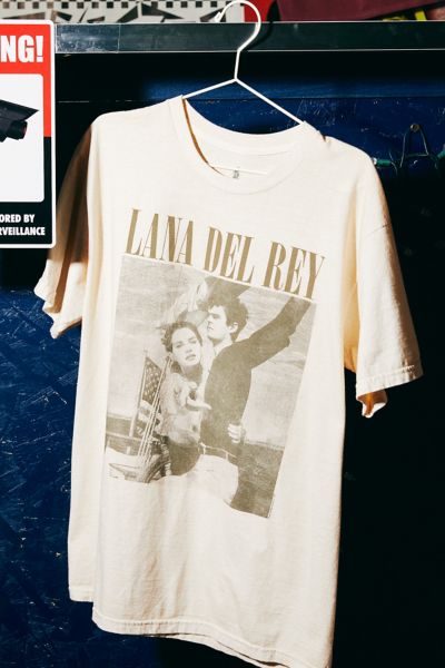 Lana del rey 2025 shirt urban outfitters