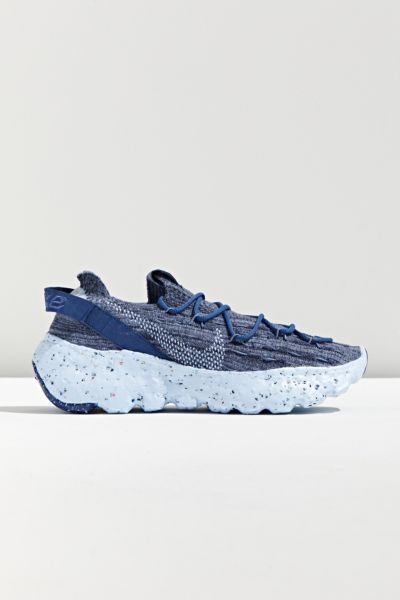 Nike Space Hippie 04 Low-top Sneakers In Navy