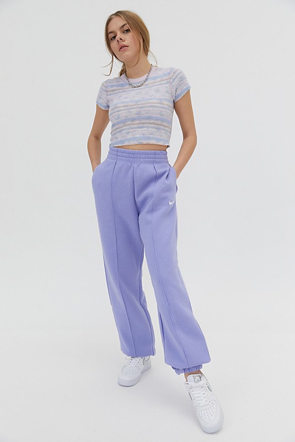 Nike Sportswear Essential Fleece Sweatpant In Purple