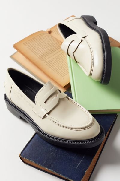 Vagabond Shoemakers Alex Classic Loafer In White