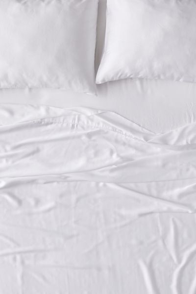 Ettitude Bamboo Sateen Sheet Set In White