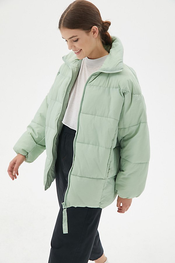 Urban Outfitters Uo Holly Puffer Coat In Green | ModeSens