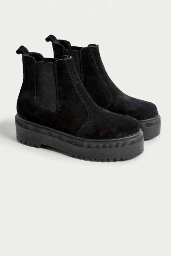freda platform chelsea boot